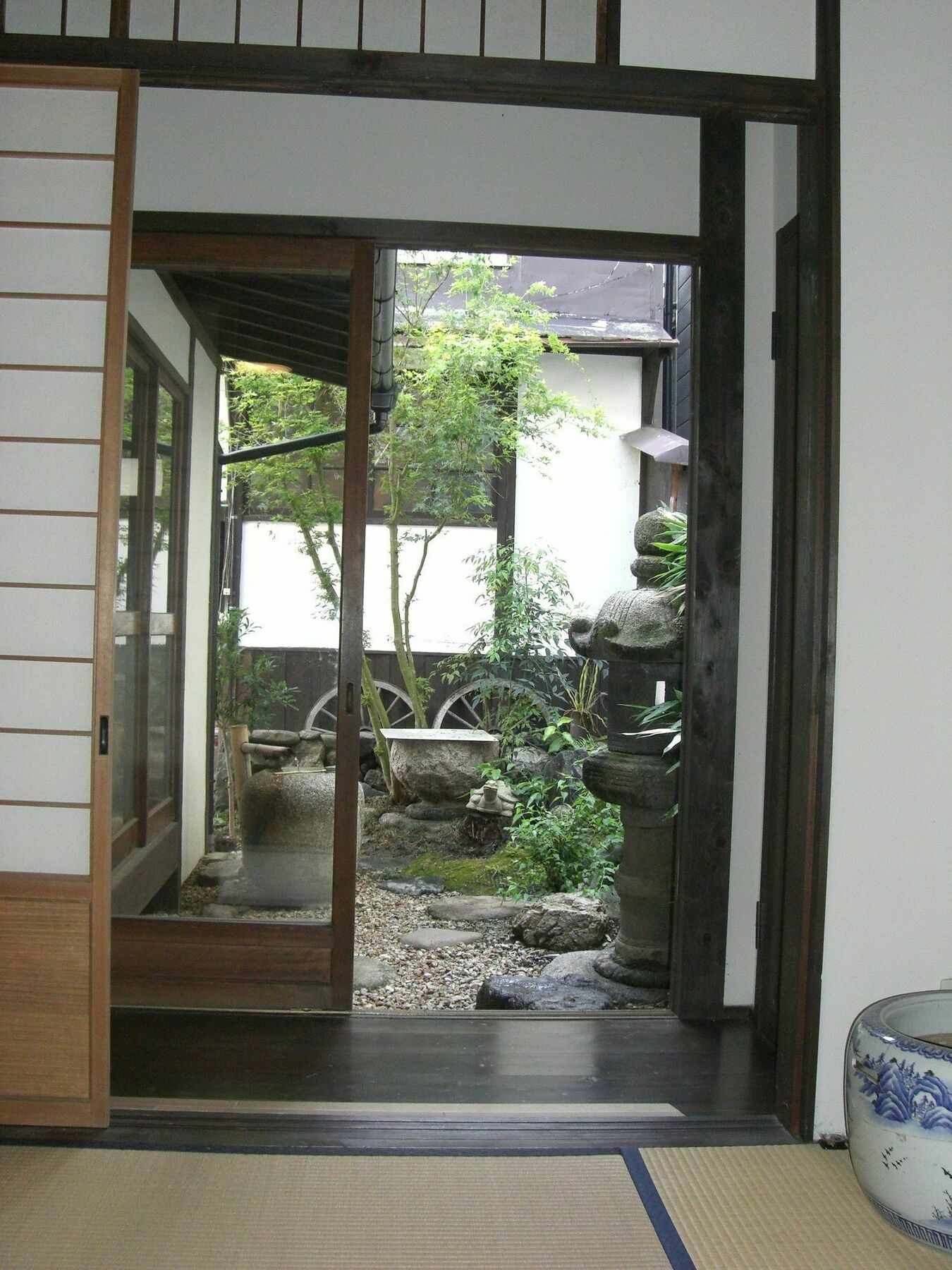 Guesthouse Ebisu Киото Экстерьер фото